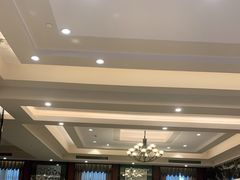 -品悦酒店(三林古镇店)