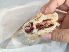 金牌鲜花饼-泸溪河桃酥(西直门凯德店)