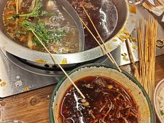 -拈签一笑黄牛肉辣卤串串