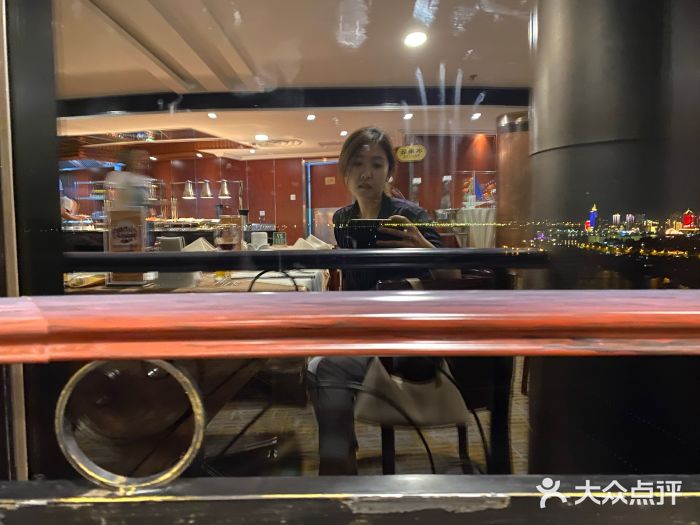 汇泉王朝大饭店-旋转餐厅(南海路店)图片
