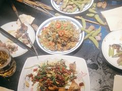 -曹掌柜小酒馆烧烤集团(宾川路店)