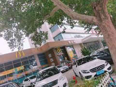 -麦当劳(南京路2店)