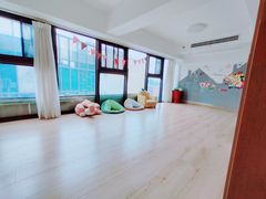 -妈咪的吻Mommy kiss国际托育中心(康桥融府店)