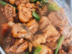 -八两八金·莱芜特色炒鸡(市南漳浦路店)