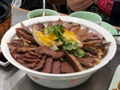 -潮界(LU·ONE凯德晶萃广场店)