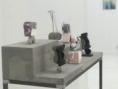 -胶囊画廊