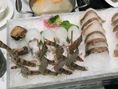 -红鼎豆捞·非遗鲍皇汤火锅(宝丰路店)