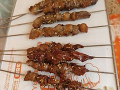 -小董哥烤串·爆汁大油边(故宫店)