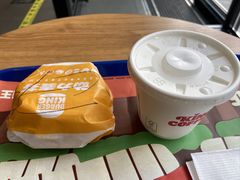 -麦当劳(军博店)