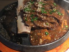 -蜜桃餐厅·伴山(湖滨商业街店)