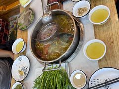 -田村·酸汤鲜牦牛肉火锅(布达拉宫广场店)