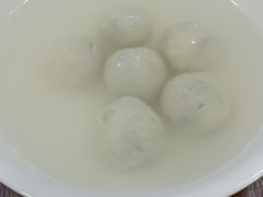 黑洋沙汤圆-王家沙点心店(南京西路总店)