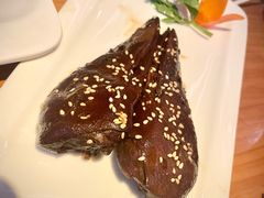 透味卤鸭头-莲餐厅·湖北菜·藕汤老手艺(愚园路店)
