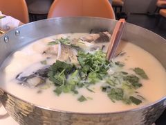 -松沪名灶·豆浆鱼头·新上海菜(江川路交大店)