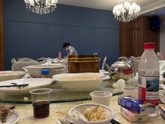 -鹏城人家海鲜酒家·23年老字号(较场尾店)