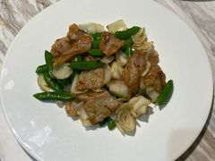 两头鲜百合炒爽肉-品粹徽园·家常安徽菜