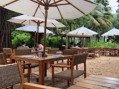 -三亚艾迪逊酒店·海滩烧烤 BARBACOA·现场乐队·浪漫晚餐·烧烤海鲜
