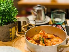 -Tapa Tapa