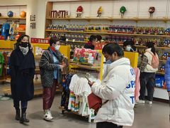 -m豆巧克力世界(上海世茂广场店)