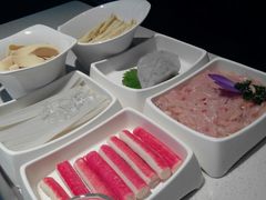 -海底捞火锅鲜切牛肉主题店(长寿路店)