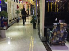 -绿树电竞(五路店)
