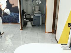 -J-Optical佳视明眼镜·蔡司视觉(青岛金茂览秀城店)