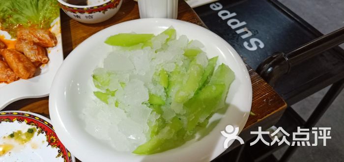 超级神炭烤肉夜食(三马路店)冰爽情人果图片 - 第1张