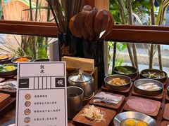 -银米·云南传统过桥米线(双廊黑金冠店)