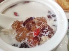 -广信牛奶甜品世家(台东店)