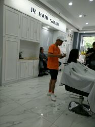 -DL HAIR SALON