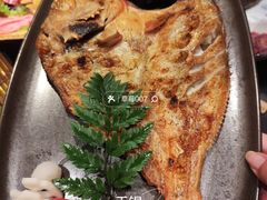 -山川小町·极番烧肉(新地假日广场店)
