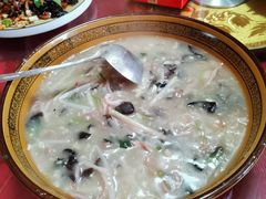 -虹海圣肉饼店家常菜馆