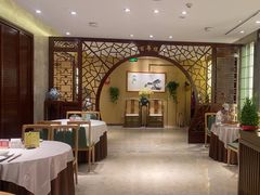 -广州中心皇冠假日酒店·百粤楼