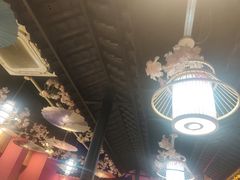 -老街烧烤大排档·地道湖北菜·龙虾馆(汉口火车站店)