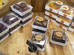 -昆明冠生园·蛋糕·面包(南强街店)