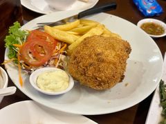 -J Daeng Seafood
