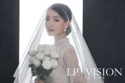 -乐派诗婚纱摄影