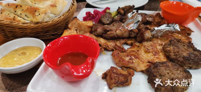 TUK土耳其餐厅·下午茶(卢湾店)烤肉拼盘图片