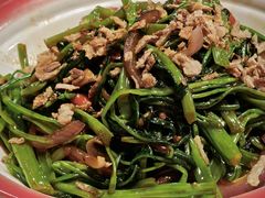 马来盏炒通菜-辉记炭烧海鲜大排档·老字号(福田店)