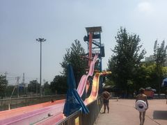 -欢乐水魔方水世界