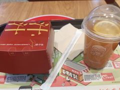 -肯德基(凯德国贸店)