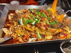 -鸣记脆皮烤鱼·海鲜烤鱼(亿合城店)