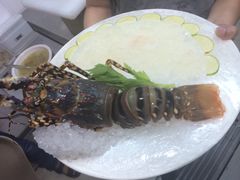 -顺峰渔港中国人的餐厅