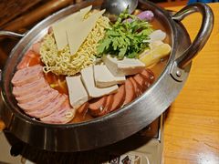 -恩你小木屋·韩式料理(假日广场店)