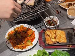 -合易泓烤肉•首创生椰大油边(宁山路店)
