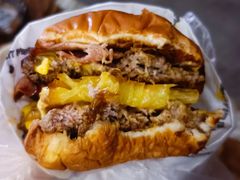 -TRIPS BURGER(大钟寺店)