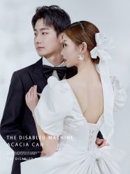 -芭莎视觉婚纱摄影(花溪店)