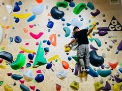 -问山MountQuest攀岩馆