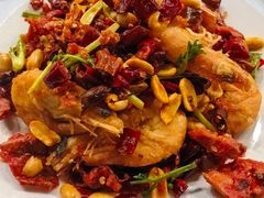 -闯关东东北农家菜(崂山石老人店)