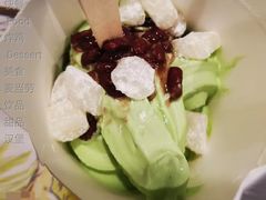 抹茶红豆年糕麦旋风-麦当劳(凯德广场店)